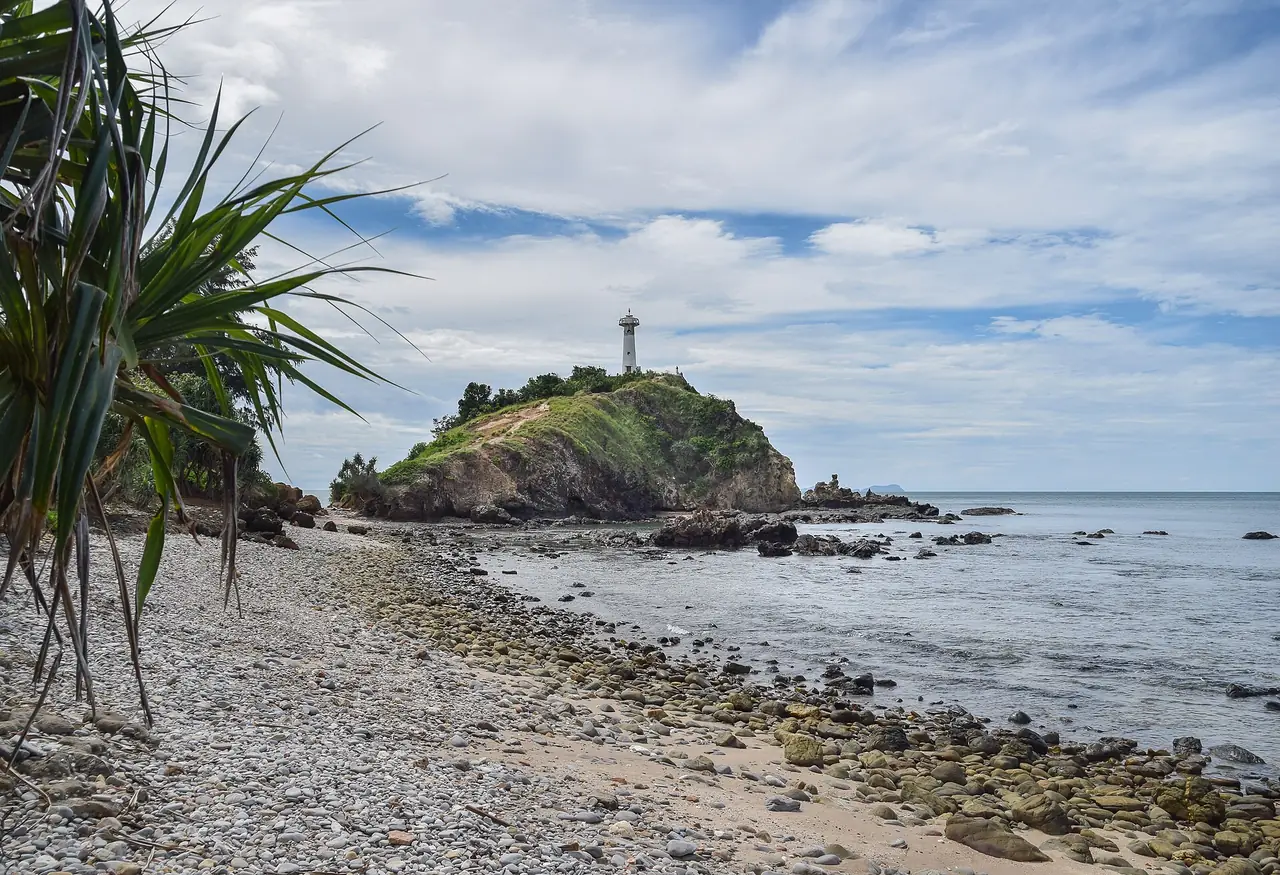 ภาพเกาะลันตา: อุทยานแห่งชาติหมู่เกาะลันตา: แหลมโตนด ค่าเข้า ที่พัก ฤดู