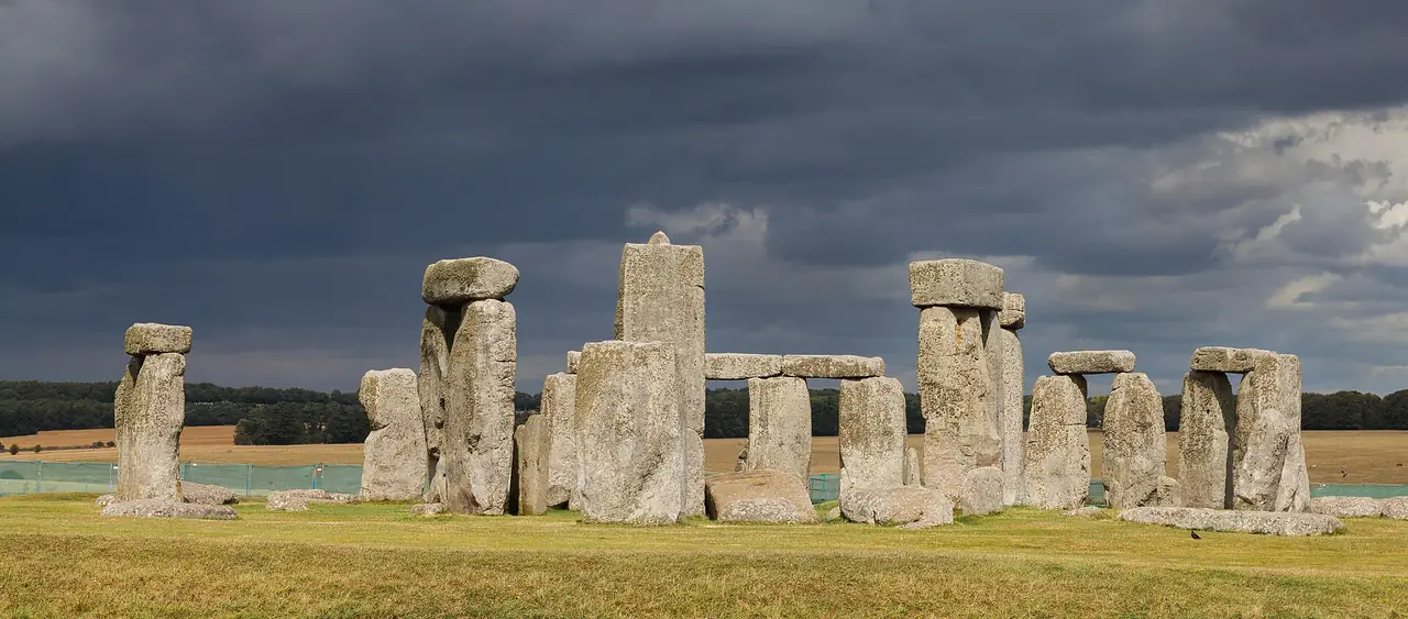 ภาพสหราชอาณาจักร: สโตนเฮนจ์ เมืองบาธ 2569: ตั๋ว 24.65 ปอนด์ Roman Baths